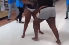 Out of control girl fight at Walmart - Best Street Fight